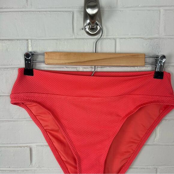 BCBG Textured High Waist Bikini Bottoms Size M - Picture 2 of 7